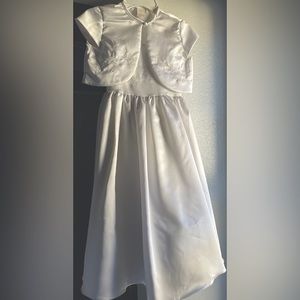 Beautiful First Communion dress for girl.